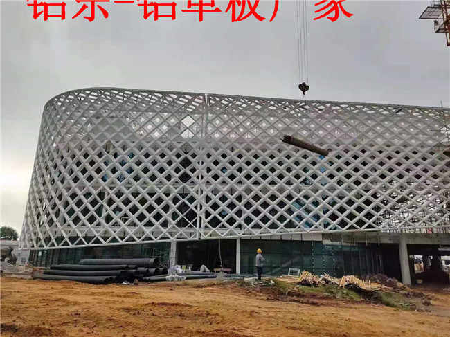 南宁金雕花镂空，镂空铝板能用多少年